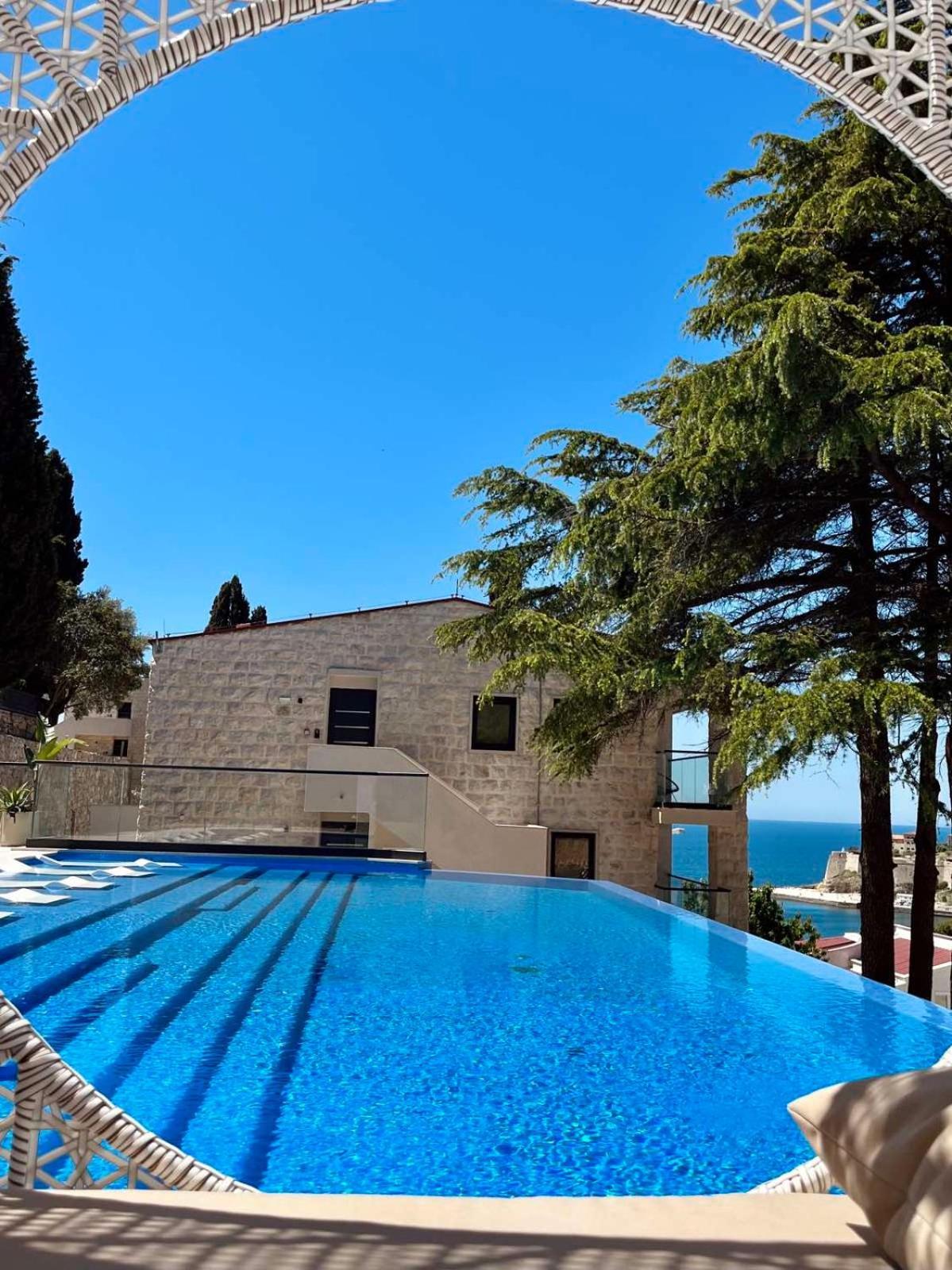 The New Hotel Mediteran - Villa Edition Улцинь Экстерьер фото