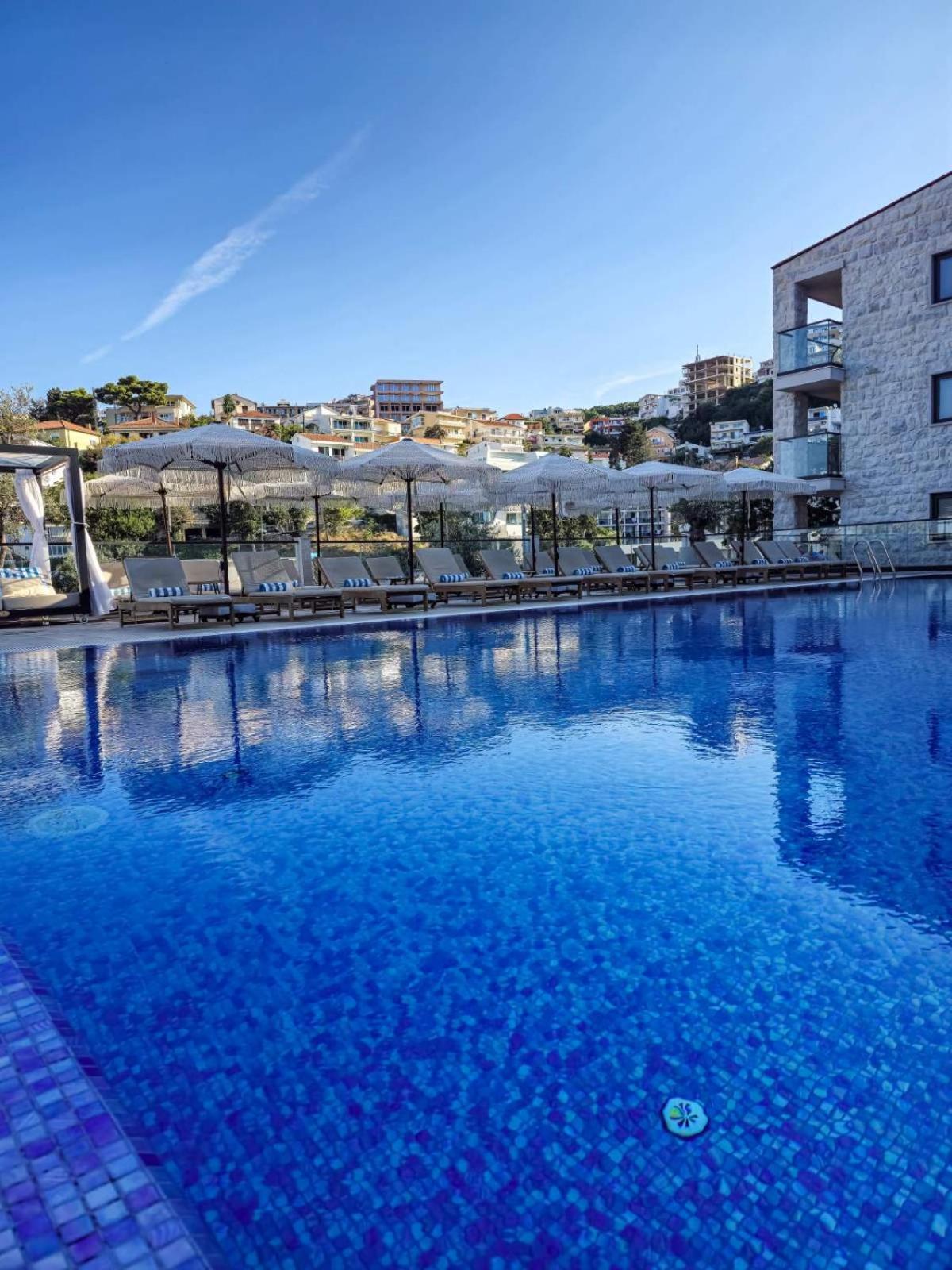 The New Hotel Mediteran - Villa Edition Улцинь Экстерьер фото